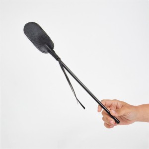 Oval-shaped Synthetic Leather Whip