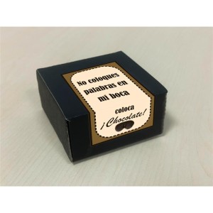 Box With 8 Breast-shaped Pure Chocolates