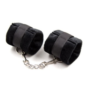 Handcuffs With Velcro With Long Fur Black