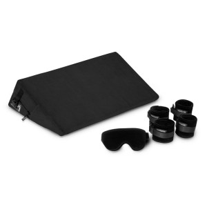 Black Label Wedge W/cuffs Black